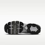 Nike Air Max Moto 2K Men's Shoes