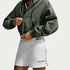 Nike Studio Fleece Mid-Rise-Shorts aus mittelschwerem Material (Damen)