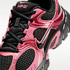 Γυναικεία παπούτσια Nike V5 RNR με ανακλαστικές λεπτομέρειες