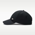 Nike Dri-FIT Club Structured Metal Logo Cap