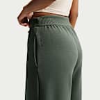 Pants de tiro alto de pierna ancha para mujer Nike 24.7 ImpossiblySoft