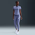 Playera de correr de manga corta Dri-FIT para mujer Nike Swift