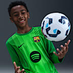 F.C. Barcelona 2025/26 Stadium Goalkeeper Older Kids' Nike Dri-FIT Football Replica Shirt