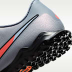 Tacos de fútbol de corte low para pasto sintético (turf) Nike Tiempo Legend 10 Club