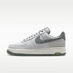 Tenis para hombre Nike Air Force 1 ’07 LX Vibram