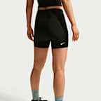 กางเกงวิ่งเทรลขาสั้น 4 นิ้วเอวสูงผู้หญิง Dri-FIT Nike ACG