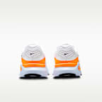 Tenis de correr en pavimento para hombre Nike Structure 26