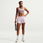 Brassière de sport rembourrée à maintien normal Nike Swoosh pour Femme