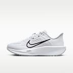 Nike Quest 6 Men's Road Running Shoes