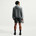 Nike Unlimited vielseitige Repel-Jacke (Herren)