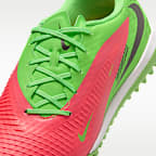 Tacos de fútbol para pasto sintético (turf) Nike Phantom 6 Low Academy "Erling Haaland"