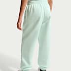 Nike Sportswear Club Fleece Older Kids' Loose Trousers