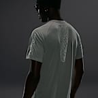 Nike Stride Men's Dri-FIT Winterised Short-Sleeve Running Top