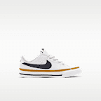 NikeCourt Legacy Younger Kids' Shoes