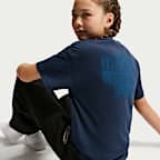 Playera para niños talla grande Nike Sportswear Club Select
