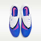 Nike Phantom 6 Low Academy Multi-Ground Football Boot