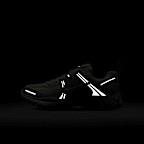 Scarpa Nike Vomero 5 con dettagli dal design rifrangente – Ragazzo/a