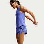 Shorts de correr Dri-FIT ADV de tiro medio de 8 cm con forro de ropa interior para mujer Nike AeroSwift