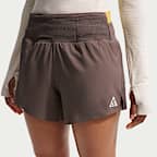 Shorts de trail running Dri-FIT de tiro medio con forro de ropa interior para mujer Nike ACG