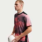 Nike Academy+ Men's Dri-FIT Short-Sleeve Soccer Top