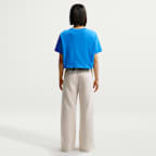 Nike Sportswear Classic Women's Loose Short-Sleeve Cropped T-Shirt