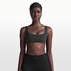 NikeSKIMS Ribbed Seamless Women's Micro-Scoop Bra