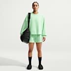 Nike 24.7 ImpossiblySoft Oversize-Rundhalsshirt mit Dri-FIT-Technologie (Damen)