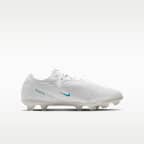 Nike Jr. Phantom 6 Low Pro Older Kids' Multi-Ground Football Boots