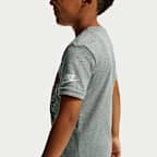 Playera de corte cuadrado para niños talla pequeña Nike