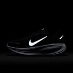 Tenis de correr en pavimento para mujer Nike Vomero 18