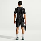Nike Hyverse Men's Dri-FIT UV Protection Training T-Shirt