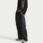 Nike Sportswear Women's Loose Mid-Rise Utility Cargo Pants