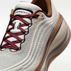 Tenis de correr en pavimento para hombre Nike Vomero Plus