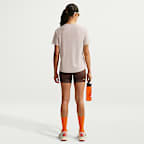 Playera de trail running de manga corta Dri-FIT para mujer Nike ACG