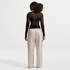 Pants cargo de estilo funcional de tiro medio holgados para mujer Nike Sportswear