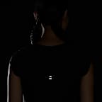 Nike Tempo Swoosh 女款 Dri-FIT 短袖跑步上衣