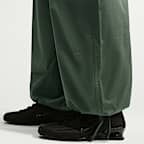 Nike Sportswear Women's Oversized Low-Rise Utility Trousers