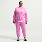 Nike Sportswear Club Fleece Women's Loose Crew-Neck Sweatshirt (Plus Size)