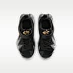 รองเท้าบาสเก็ตบอลเด็กเล็ก Nike S.T. Dynamite