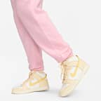 Nike Sportswear Club Fleece Women's Mid-Rise Oversized Sweatpants