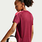 Nike Strike Older Kids' Dri-FIT Football Short-Sleeve Top