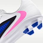 Nike Jr. Phantom 6 Low Club Older Kids' Multi-Ground Football Boot