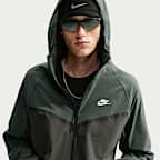 Nike Tech Men's Dri-FIT Woven Full-Zip Windrunner Jacket