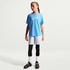 Nike Multi Dri-FIT kortermet treningsoverdel til store barn (gutter)