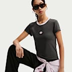 Nike Sportswear Chill Knit 女款 T 恤