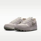 Tenis Nike C1TY