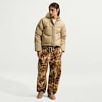 Nike Sportswear Swoosh Series Storm-FIT Daunenjacke mit Kapuze und weiter Passform (Damen)