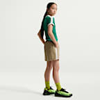 กางเกงขาสั้นแบบทอเด็กโต Nike Sportswear