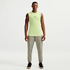 Playera de fitness ajustada sin mangas Dri-FIT para hombre Nike Pro