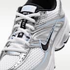 Nike Air Max Moto 2K Older Kids' Shoes